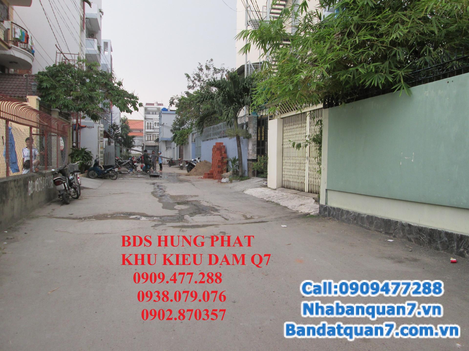 Cần bán gấp lô đất KDC Kiều Đàm q7, diện tích 5,4x15,2m, hướng tây, giá 3,6 tỷ.