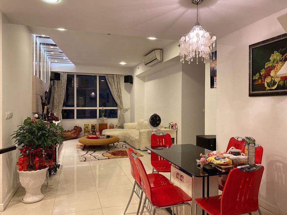 Bán căn hộ Sunrise City 3 phòng ngủ, mặt tiền đẹp, DT 130m2