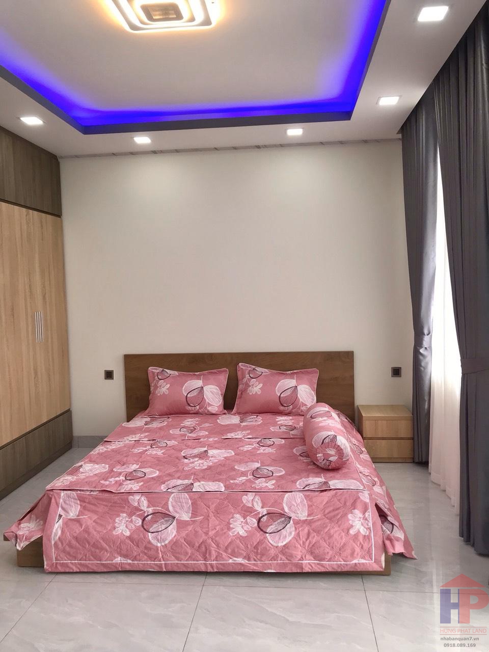 Bán nhà mặt tiền đường Đào Tông Nguyên Nhà Bè, 1 trệt - 2 lầu