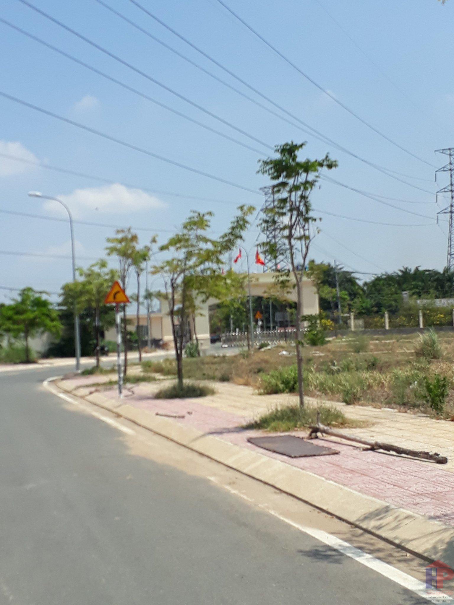 Bán đất Phạm Hữu Lầu Nhà Bè, lô góc biệt thự, DT 8x28.59m, giá 11.436 tỷ