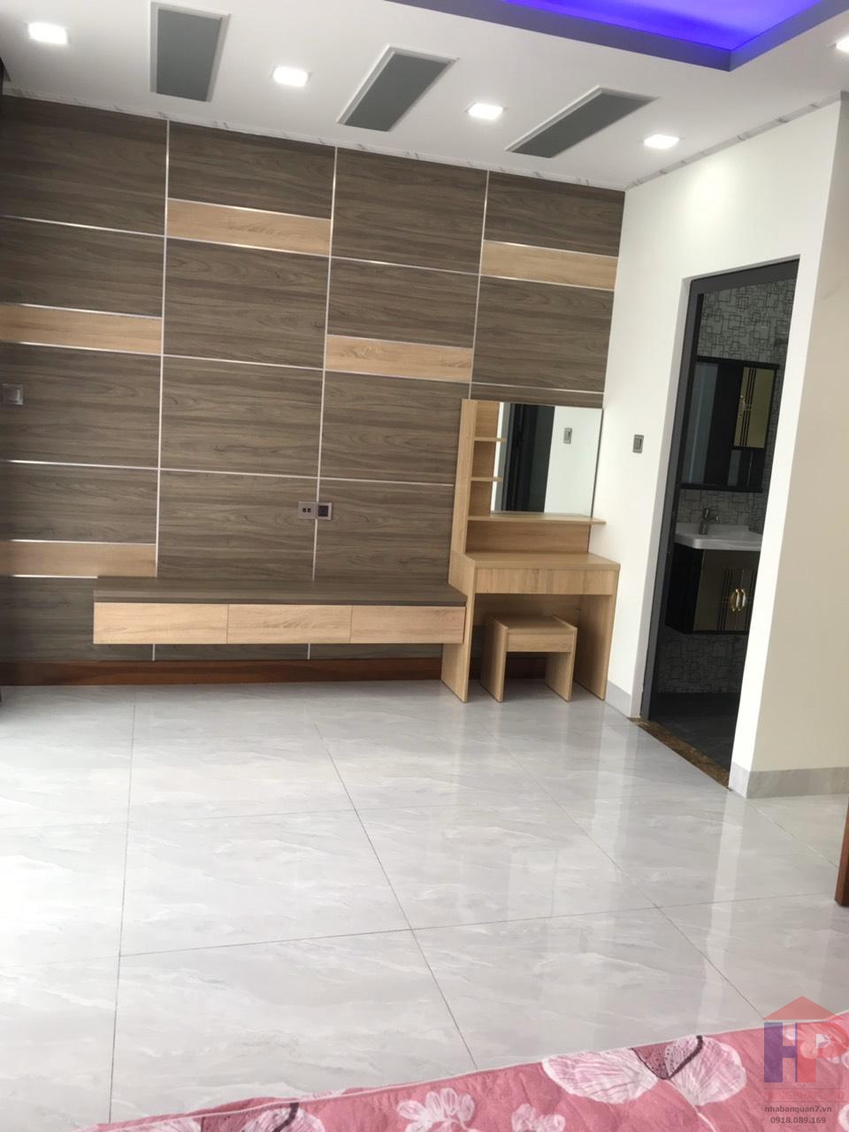 Bán nhà mặt tiền đường Đào Tông Nguyên Nhà Bè, 1 trệt - 2 lầu
