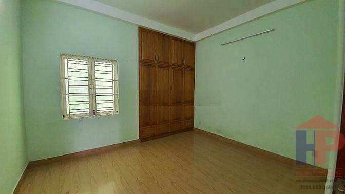 Bán nhà hẻm 1886 Huỳnh Tấn Phát Nhà Bè, 1 trệt – 2 lầu, DT 4x18.8m, giá 3.9 tỷ