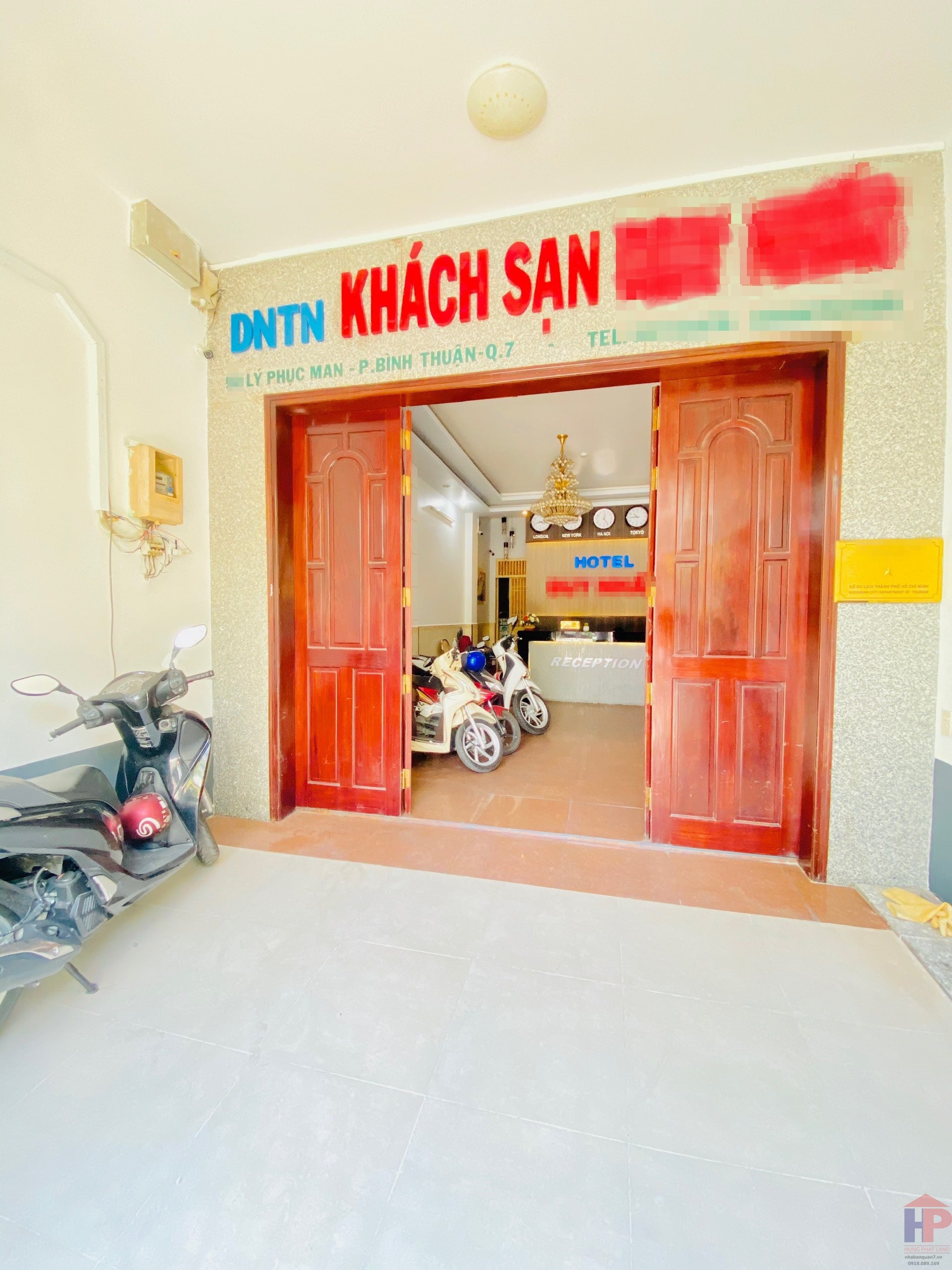 Bán khách sạn Lý Phục Man Quận 7, mặt tiền 5 tầng – 12 phòng, DT 4.5x16m, giá 14.9 tỷ