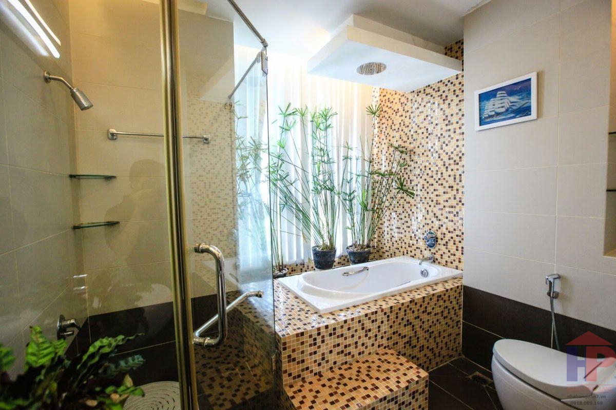 Bán nhà mặt tiền đường Lê Văn Lương Quận 7, 7 tầng, DT 5.7x47m, giá 33 tỷ