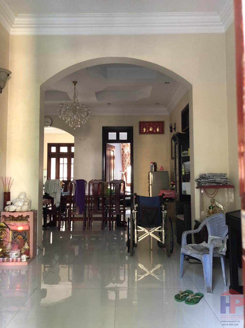 Bán biệt thự vườn Quận 7, MT đường 75 KDC Tân Quy Đông, 1 trệt – 1 lầu