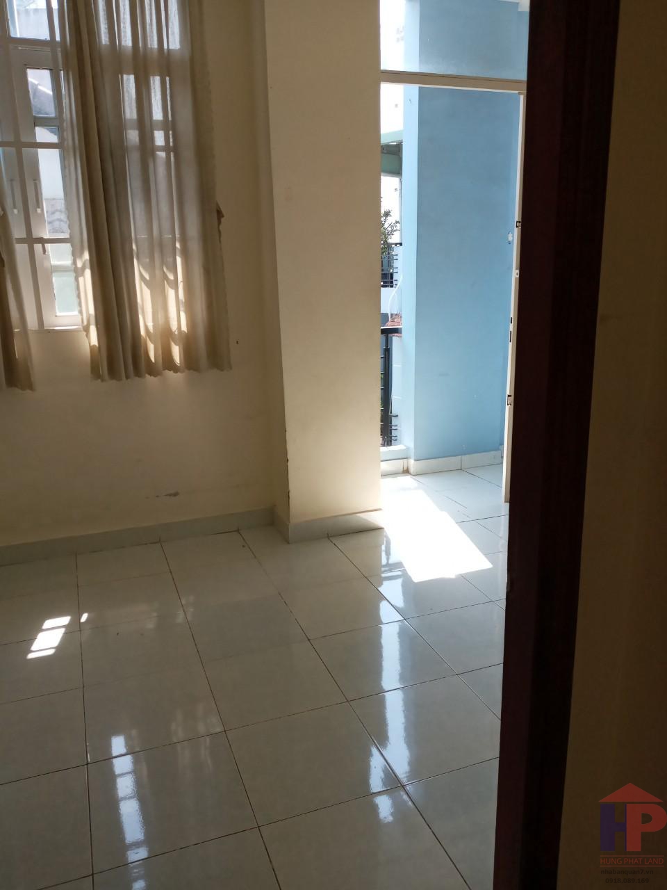 Bán nhà mặt tiền đường Tân Mỹ Quận 7, 5PN – 5WC, DT 5x10m, giá 4.95 tỷ
