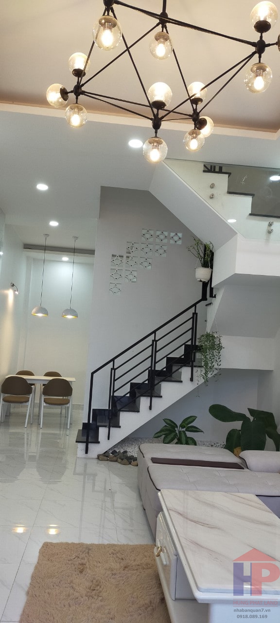 Bán nhà Huỳnh Tấn Phát Huyện Nhà Bè, 1 trệt – 2 lầu, DT 4x12.5m, giá 3.95 tỷ