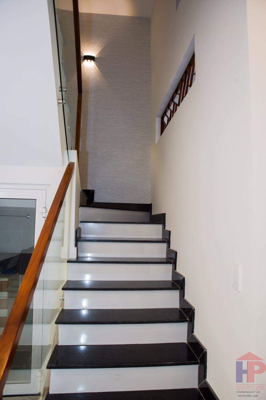 Bán nhà hẻm 2581 Huỳnh Tấn Phát Nhà Bè, 4 lầu – 4PN, DT 6.6x12.12m, giá 5.7 tỷ