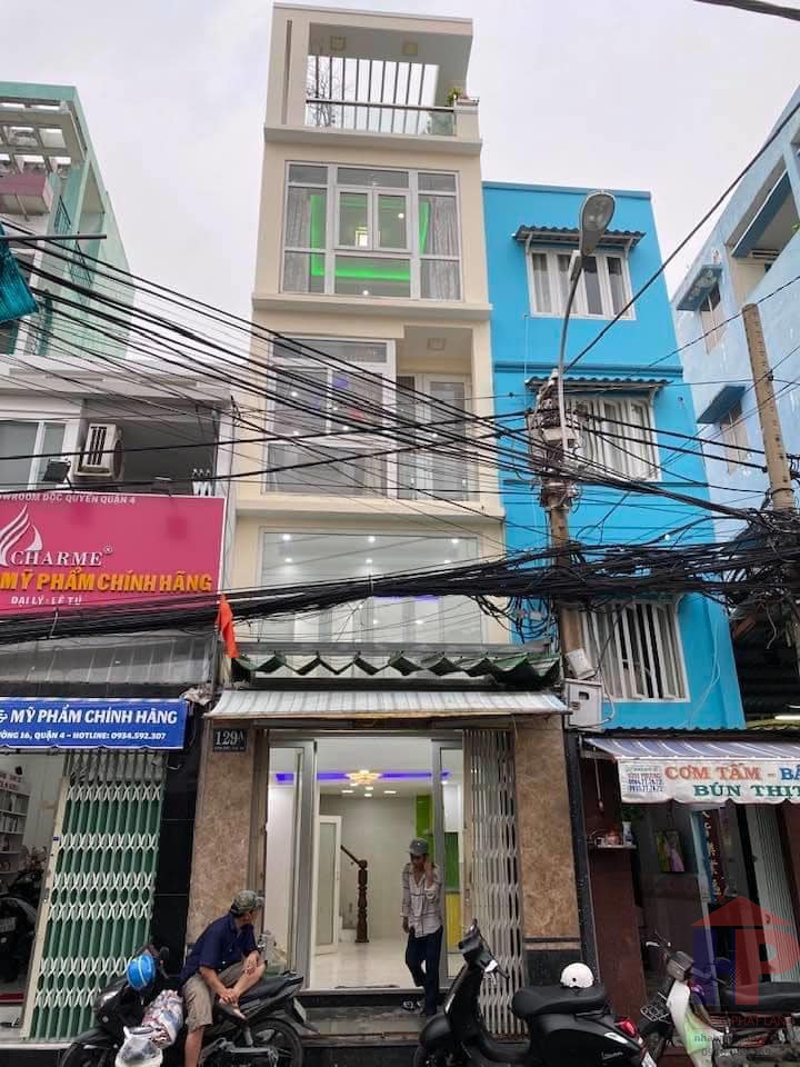 Bán nhà mặt tiền đường Xóm Chiếu Quận 4, trệt – lửng – 3 lầu, DT 27.5 m2, giá 5.5 tỷ