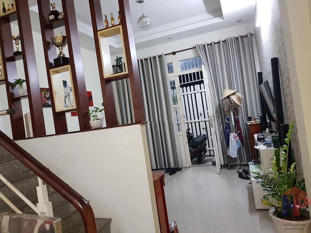 Bán nhà hẻm 1041 đường Trần Xuân Soạn Quận 7, 1 trệt – 1 lầu, DT 4.1x14m, giá 4.6 tỷ