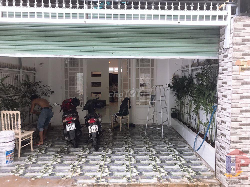 Bán nhà hẻm 994 Huỳnh Tấn Phát Quận 7, 1 trệt – 2 lầu, DT 5x15m, giá 5.18 tỷ