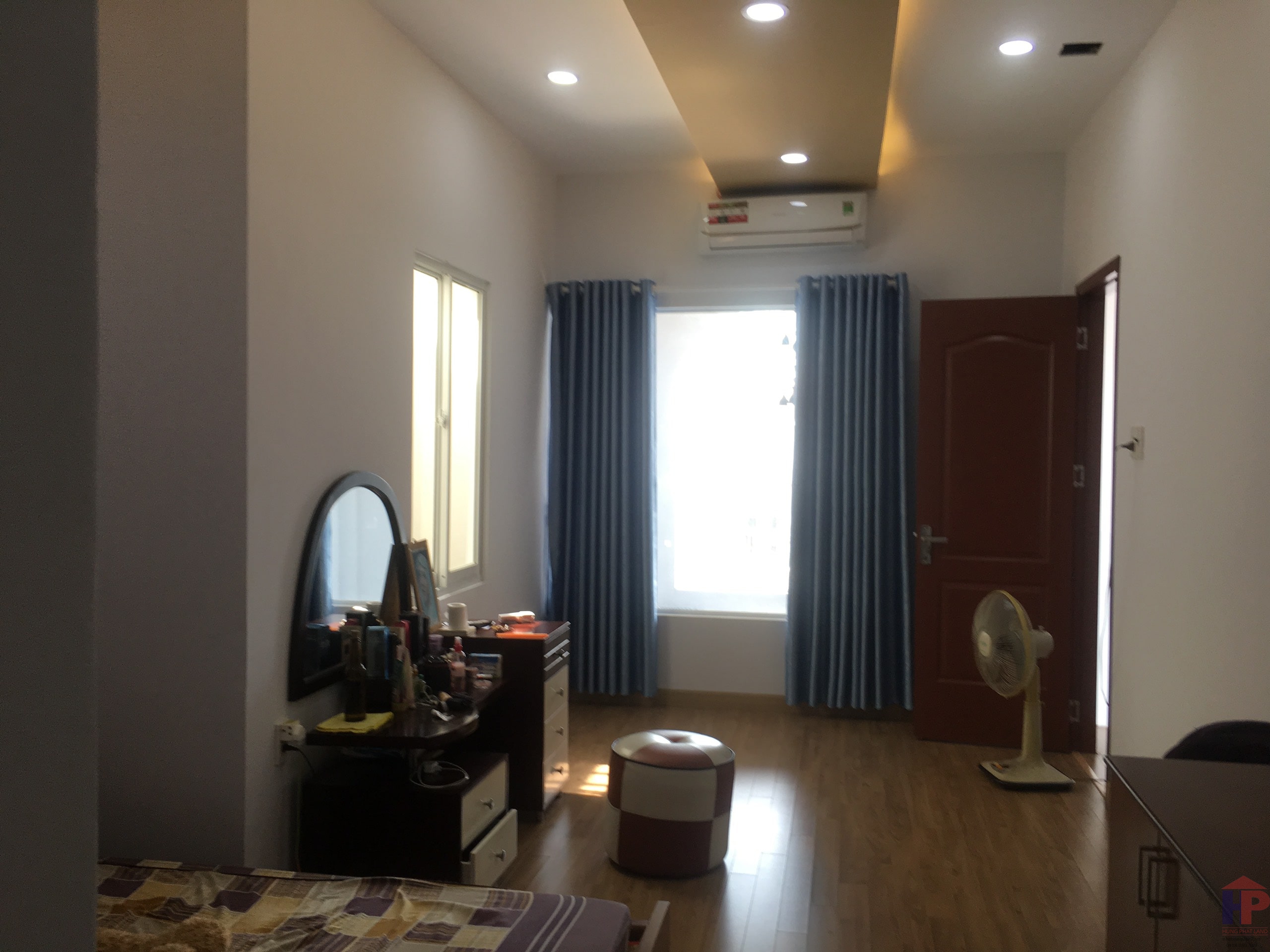 Bán nhà hẻm Lý Phục Man Quận 7, 2PN – 2WC, DT 6.73x15.36m, giá 8 tỷ