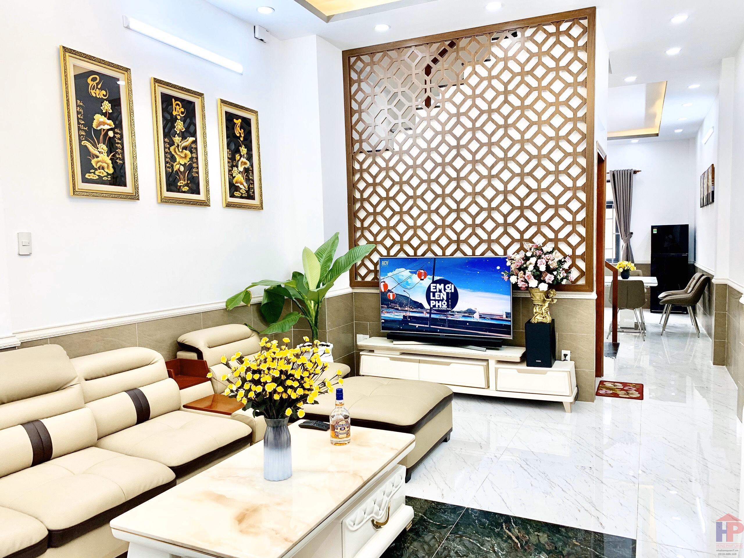 Bán nhà hẻm 98 Bùi Văn Ba Quận 7, 1 trệt – 2 lầu, DT 4.1x16m, giá 5.35 tỷ