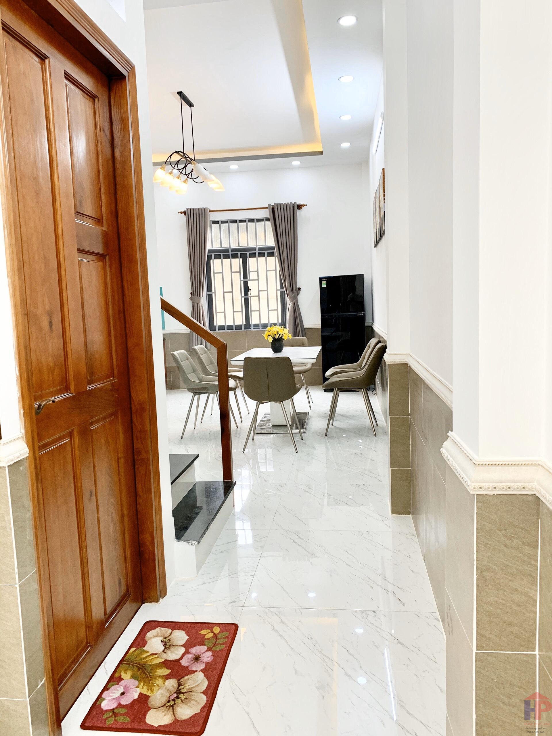 Bán nhà hẻm 98 Bùi Văn Ba Quận 7, 1 trệt – 2 lầu, DT 4.1x16m, giá 5.35 tỷ