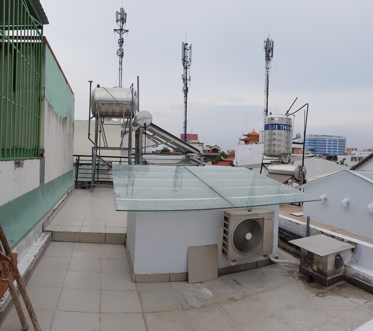 Thuê nhà nguyên căn Quận 7 Trần Xuân Soạn, nhà đẹp 2,5 lầu, vào ở liền. giá 15tr/th. Mã tin: 6585