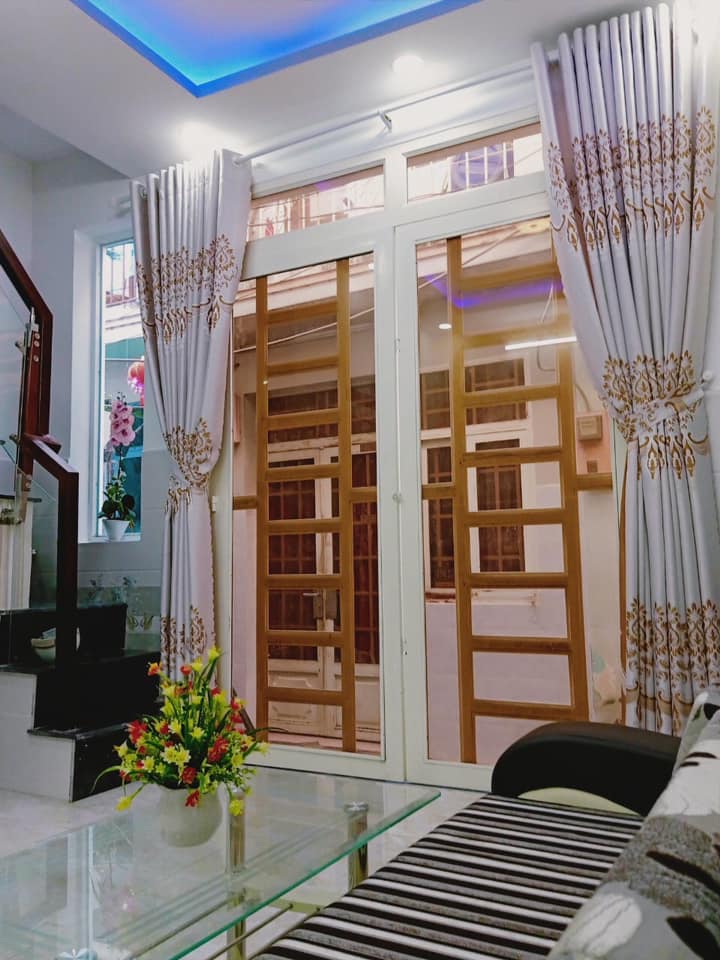 bán nhà hẻm xe hơi gần nhà ,huỳnh tấn phát quận 7 ,thị trấn nhà bè.LH:0352161628 gặp vũ