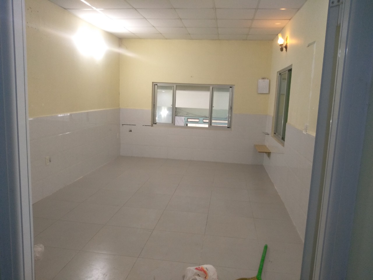 Mặt tiền kinh doanh  số 4xx  Dương Bá Trạc, Quận 8