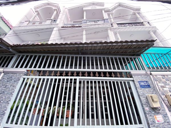 Bán nhà hẻm 1886 huỳnh tấn phát nhà bè dt 55 m2 lh 0907898478