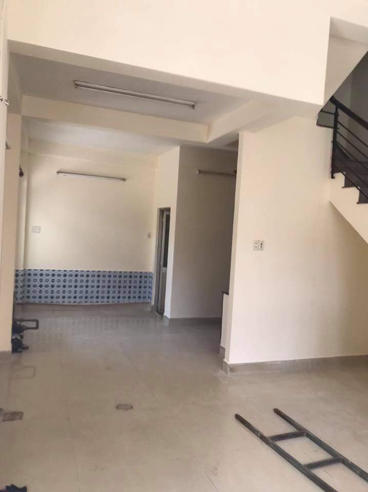 Bán nhà quận 7 2MT hẻm xe hơi