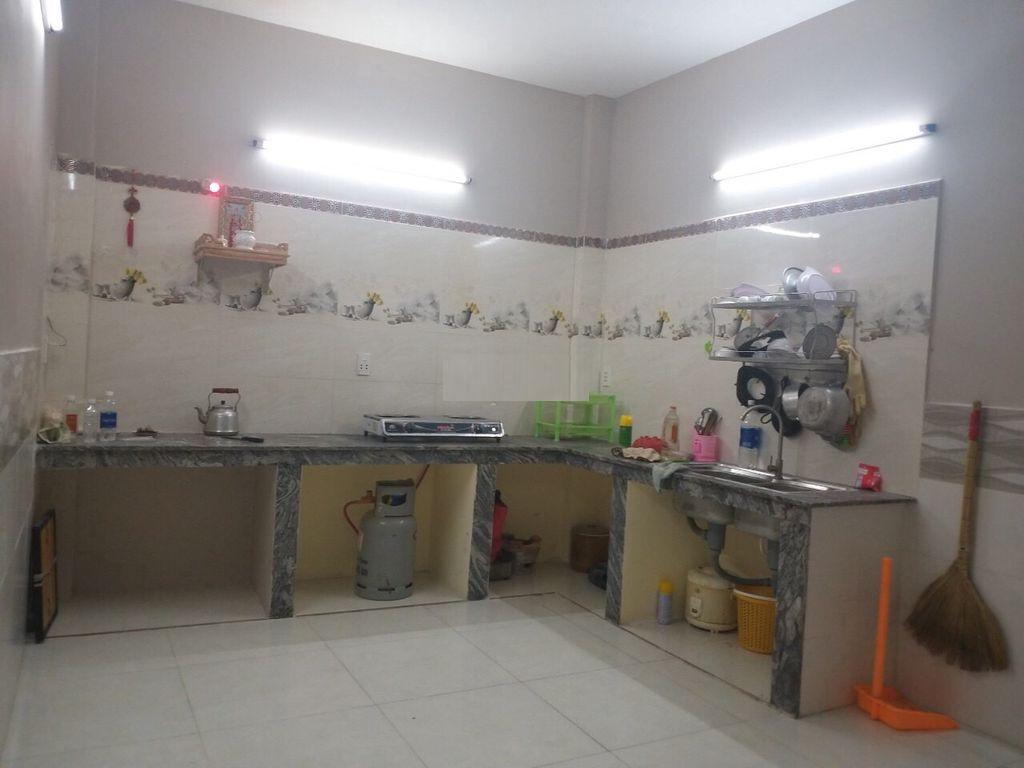 Bán nhà hẻm Huỳnh Tấn Phát Q7.