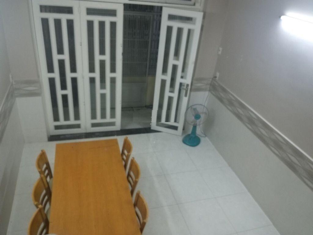 Bán nhà hẻm Huỳnh Tấn Phát Q7.