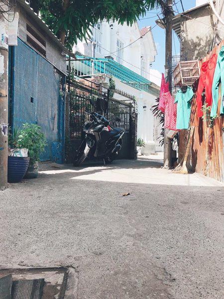 Bán nhà chính chủ Thị Trấn Nhà Bè.