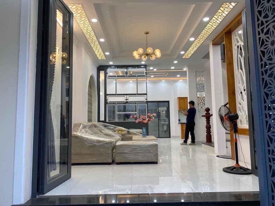 Nhà đất quận 7 HXH
