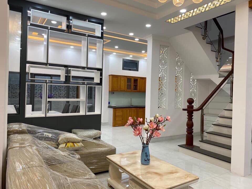 Nhà đất quận 7 HXH