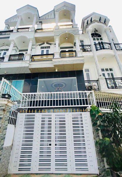 Bán nhà MT Thị trấn Nhà bè