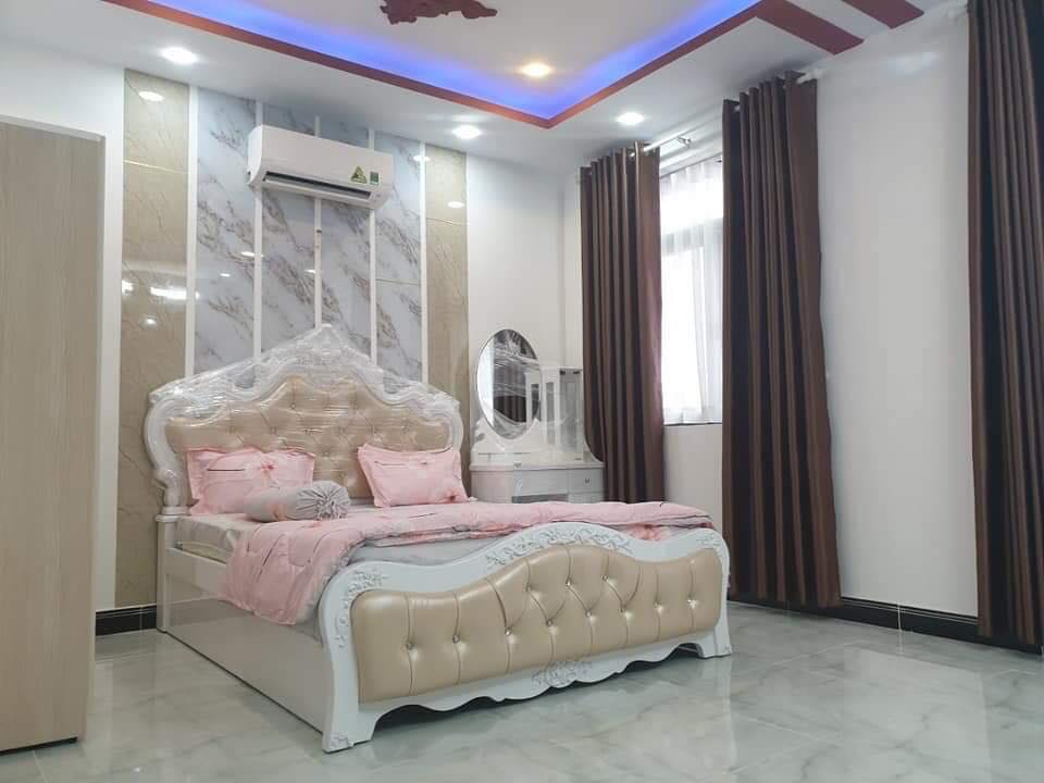 Bán nhà MT Thị trấn Nhà bè