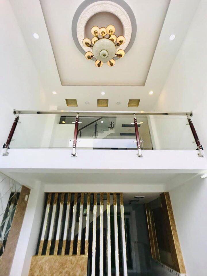 Bán nhà MT Thị trấn Nhà bè
