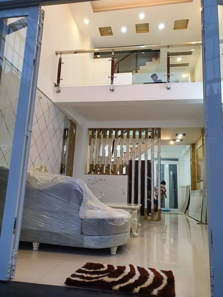 Bán nhà MT Thị trấn Nhà bè