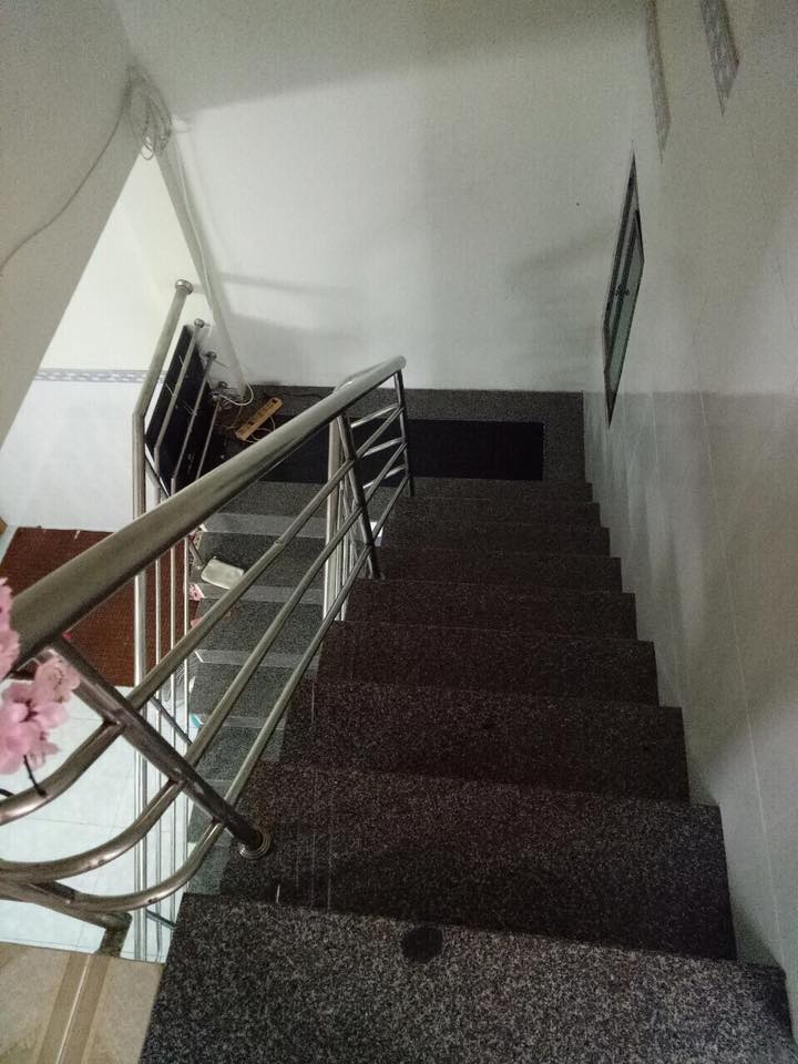 Chính chủ cần bán nhà TT nhà bè.