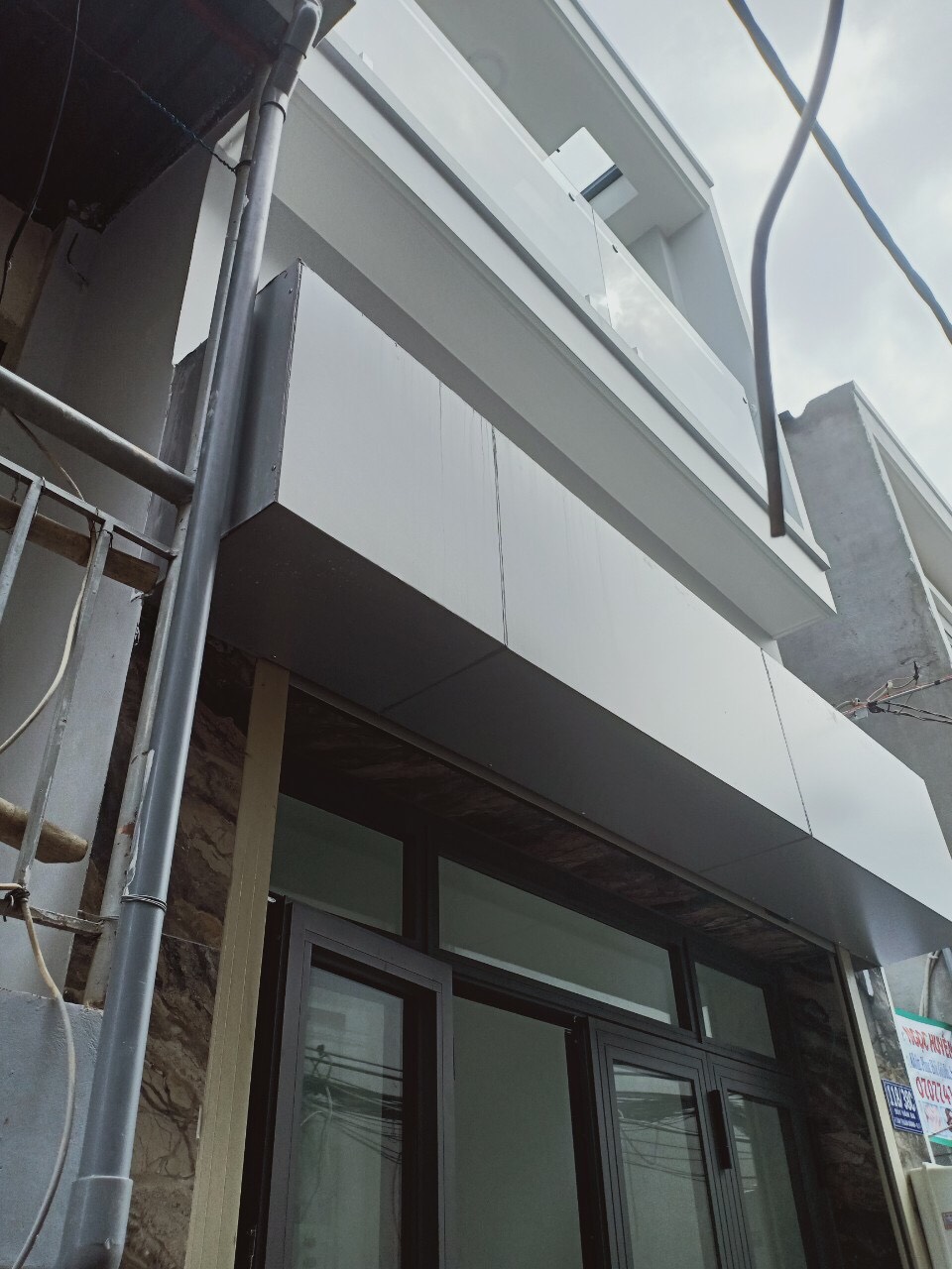 Bán nhà quận 7 hẻm xe hơi