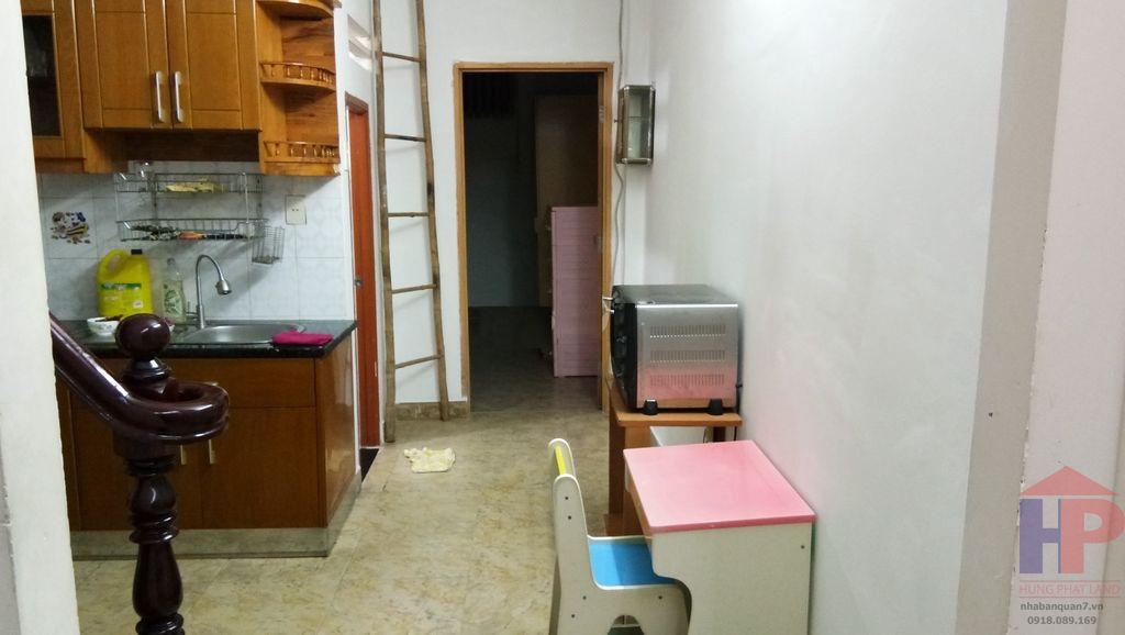 Cho thuê nhà nguyên căn hẻm số 2 Đường 79, Phường Tân Quy DT 4 x 16m Giá: 12 tr/th, 3 tháng đầu 10 tr/tháng LH 0909477288