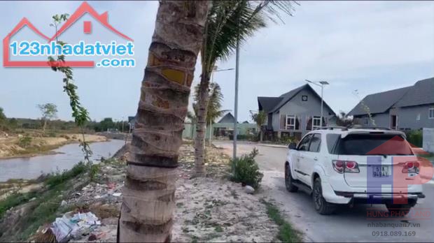 Bán đất gần dự án Novaworld Hồ Tràm, Bình Châu, Xuyên Mộc, Vũng Tàu DT 500m2-1000m2/ lô Giá 1,2tr/m2 LH 0913999003