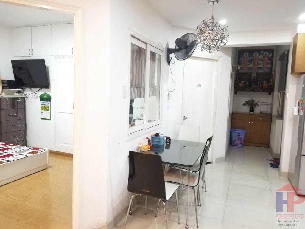 Bán căn hộ Hưng Vượng 3, Nguyễn Văn Linh, P.Tân Phong DT: 82m2 Giá: 2.7 tỷ thương lượng LH 0909477288