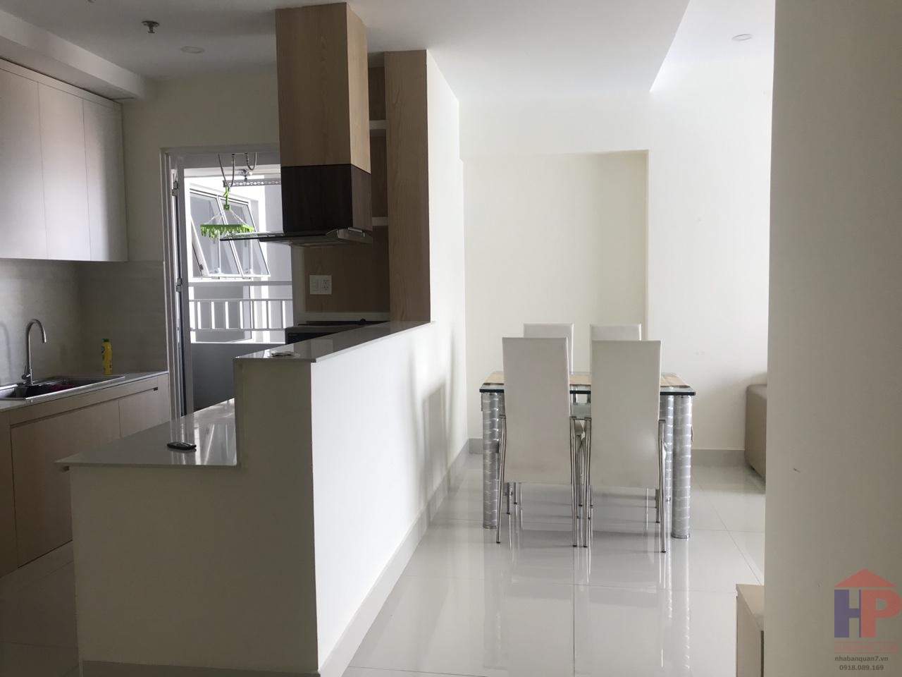 Cho thuê căn hộ Sunrise City North, Nguyễn Hữu Thọ, Phường Tân Hưng DT 76m2 Giá 15 triệu/tháng LH 0909477288