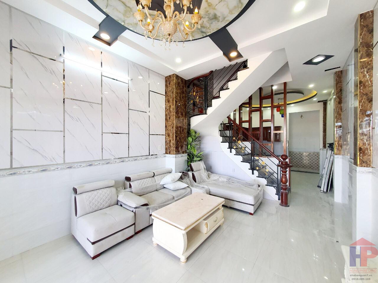 Bán Nhà Mặt Tiền Hẻm Xe Hơi đường Nguyễn Thị Hương, TT Nhà Bè DT 4x14m Giá 4.7 tỷ LH 0909477288