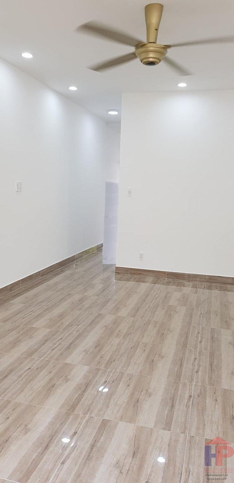 Bán nhà hẻm 300 Nguyễn Văn linh Quận 7, 1trệt - 1 lầu, DT 4x12m