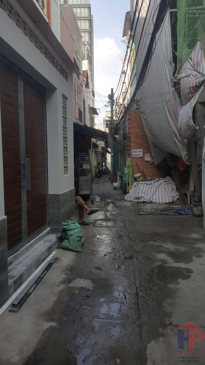 Bán nhà phố đường Dương Bá Trạc phường 1 quận 8 LH 0909477288