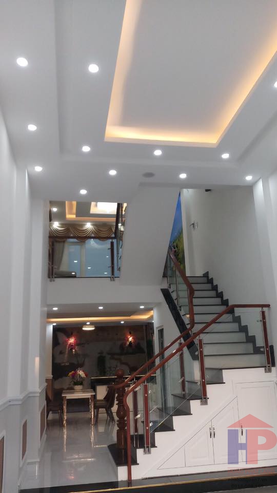 Bán nhà Huỳnh Tấn Phát, thị trấn Nhà Bè, huyện Nhà Bè DT 4 x 16m Giá 6.9 tỷ LH 0909477288