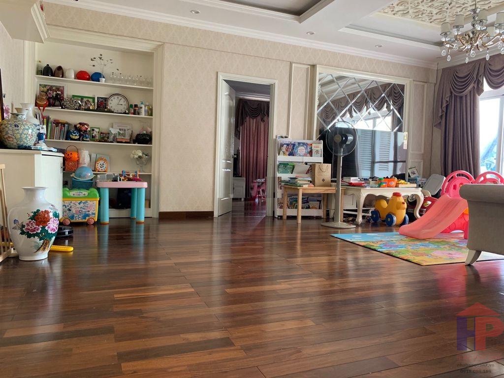 Bán căn hộ Riverside Residence, Nguyễn Lương Bằng, Phường Tân Phú DT 140 m2 Giá 7 tỷ LH 0909477288