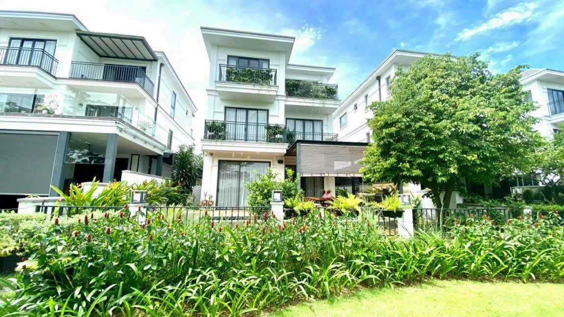 Bán Biệt thự VIP Đơn Lập Nine South View Sông giá 51 tỷ lh 0909477288