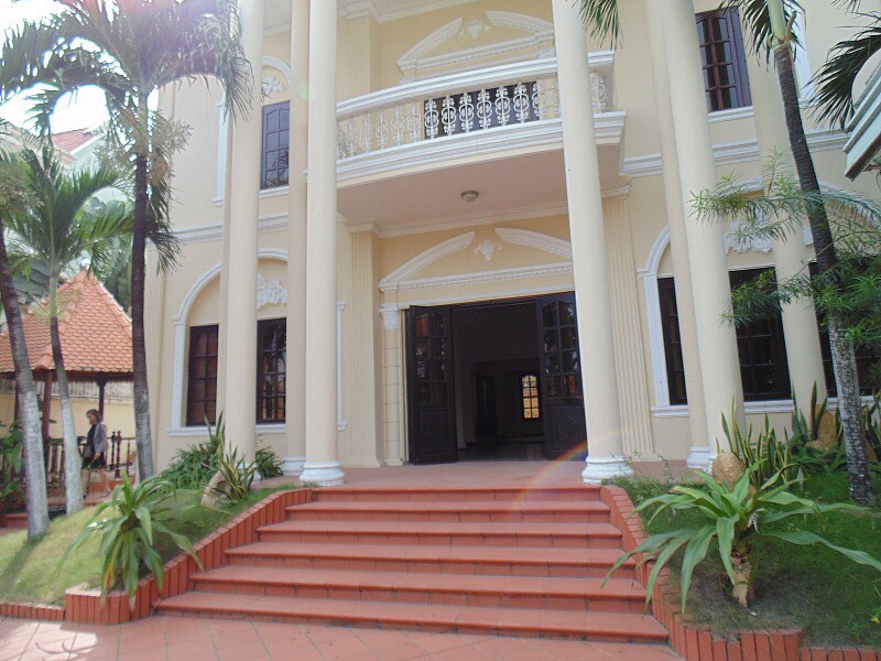 Bán nhà đất Lý Phục Man Q7