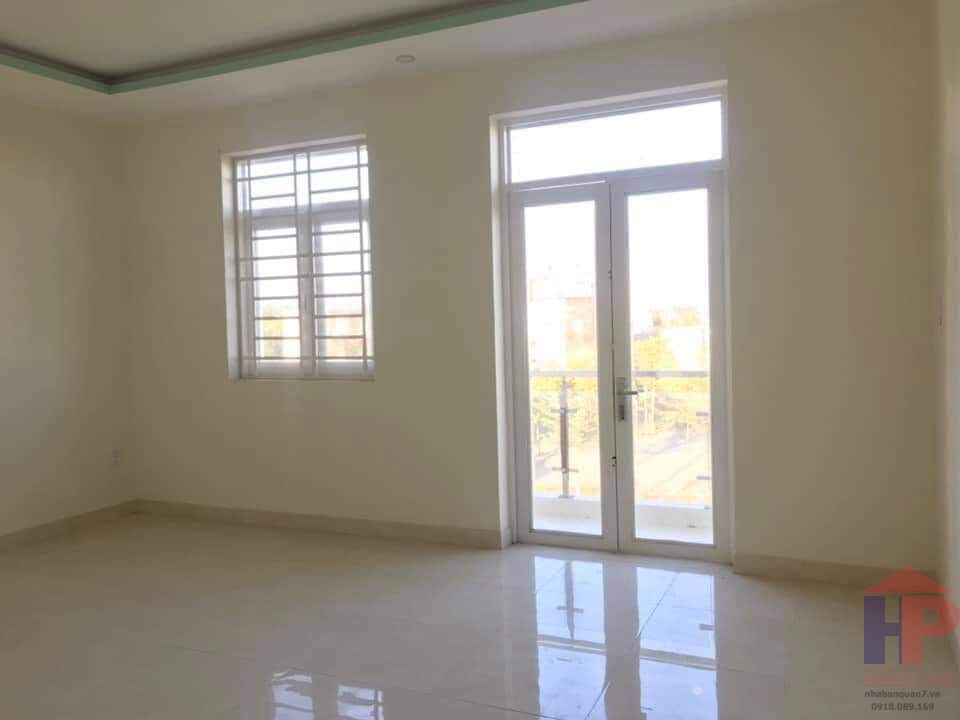 Bán nhà hẻm 1368 lê văn lương, xã phước kiển, Nhà Bè Dt: 5,5m x 15m 1 trệt, 2 lầu Giá: 5,3 tỷ LH 0909477288