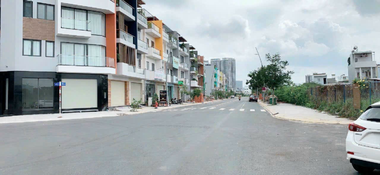 4 Lô đất nền đẹp view công viên KDC Jamona City Quận 7 giá chỉ từ 11.5 tỷ lh 0909477288